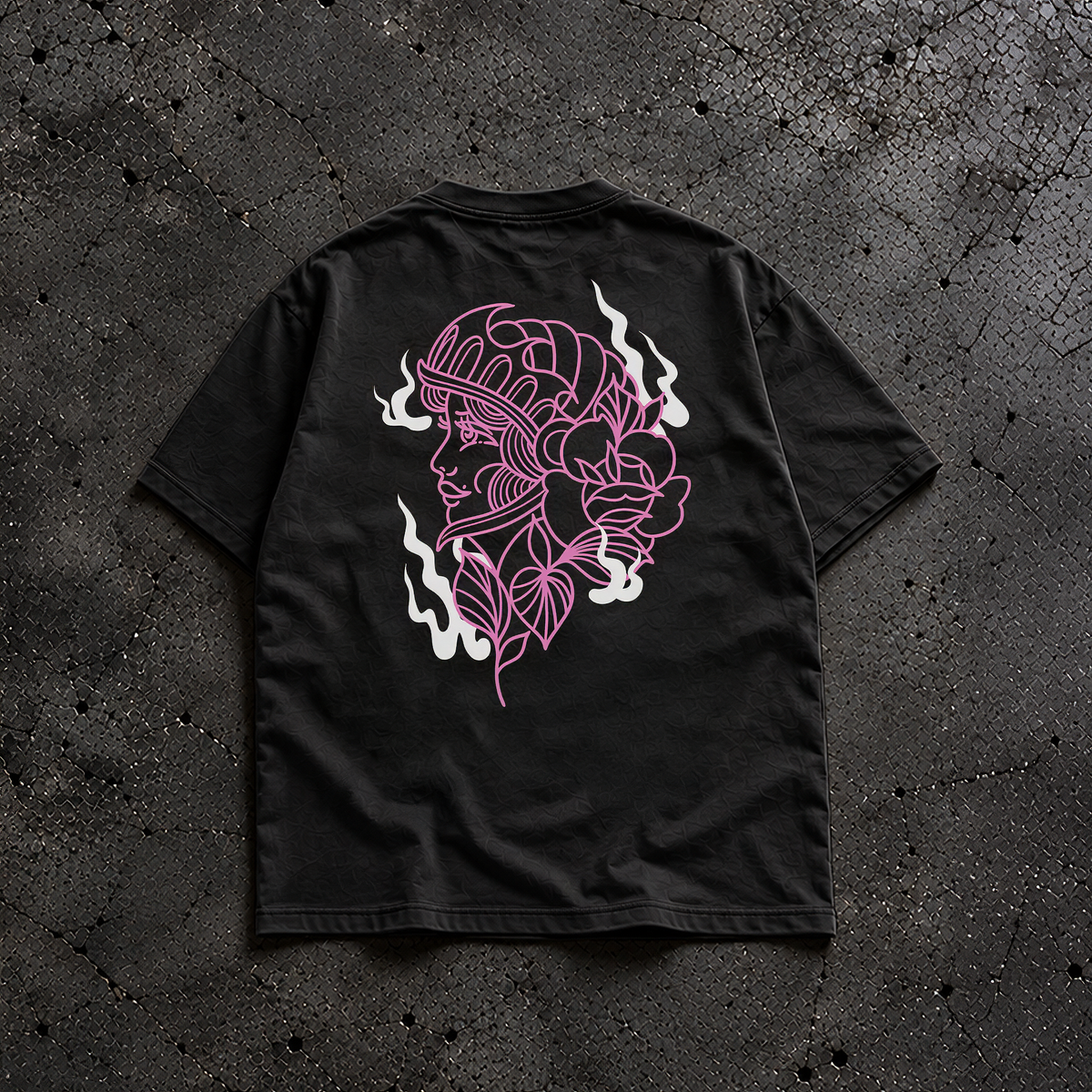 Knight & Flail / Oversized Black